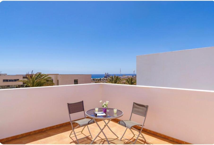 Spacious Private Villa & Private Heated Pool - Villa Sunshine Costa Teguise Ngoại thất bức ảnh